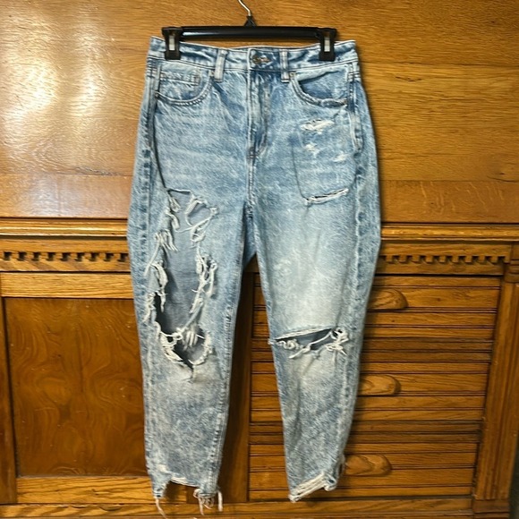 American Eagle Outfitters Denim - American Eagle Y2K Grunge Acid Wash Distressed Mom Jeans X-Short High Rise Denim